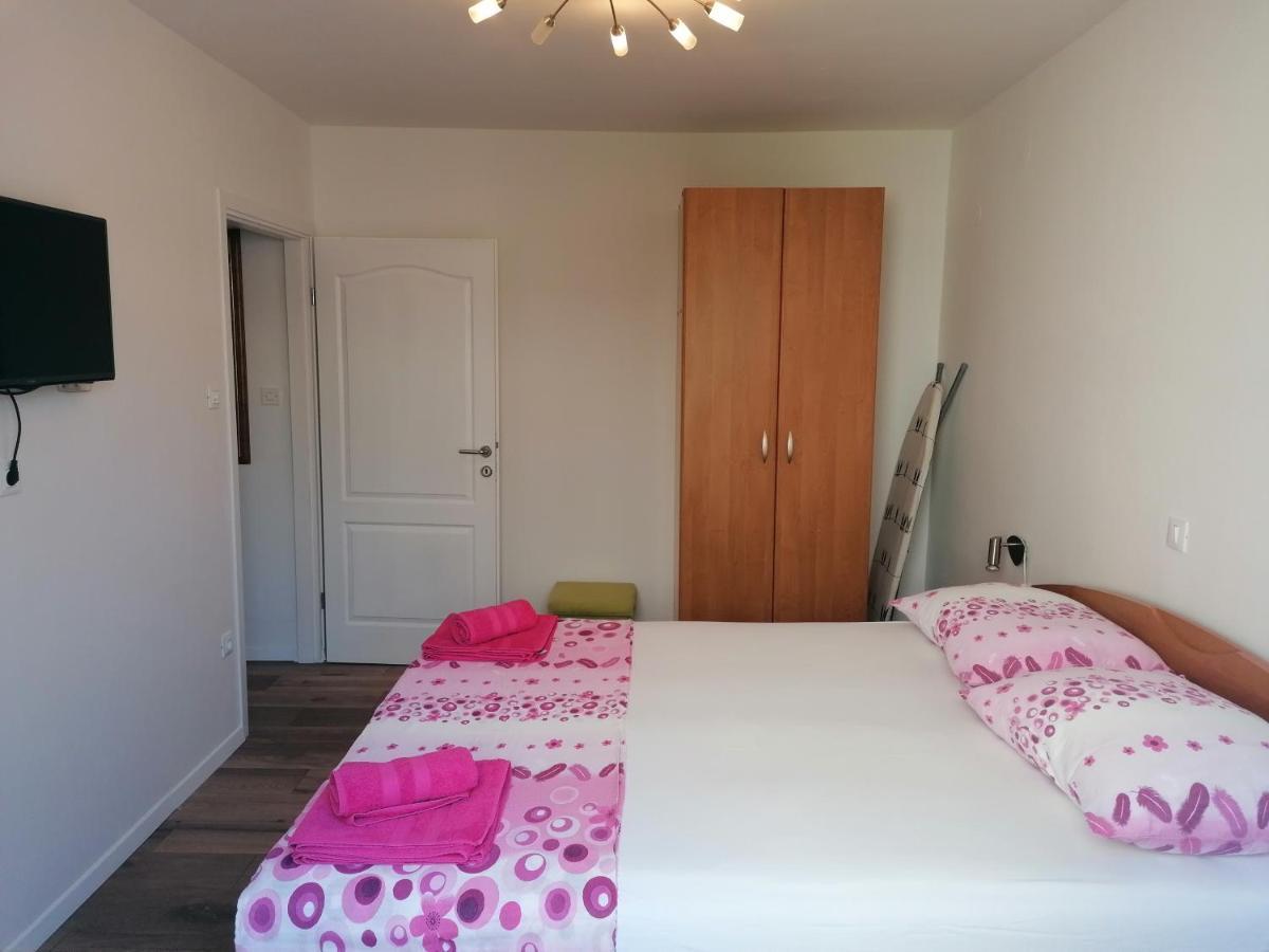 Apartment Poldrugo Cres Luaran gambar