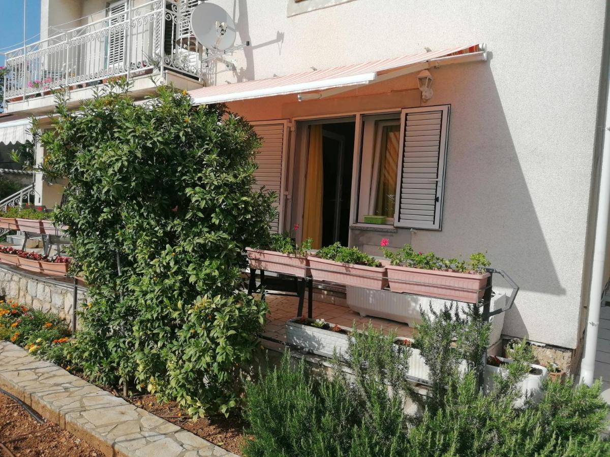 Apartment Poldrugo Cres Luaran gambar