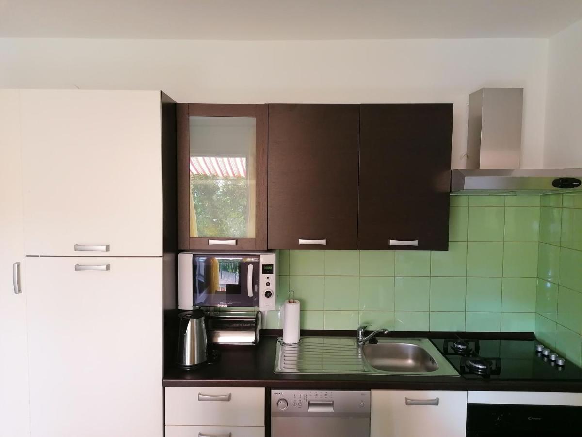 Apartment Poldrugo Cres Luaran gambar