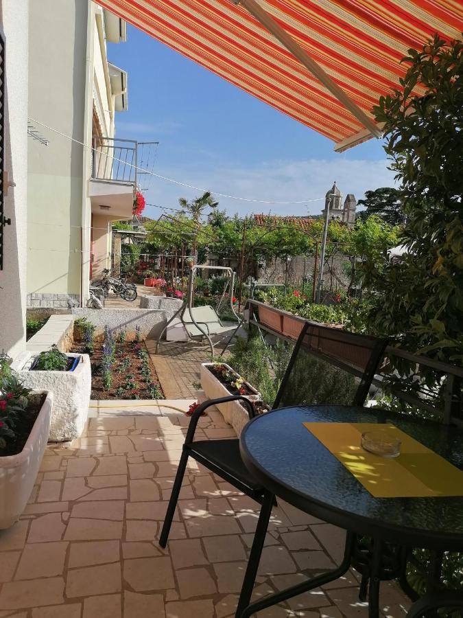Apartment Poldrugo Cres Luaran gambar